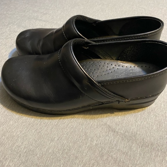🎉Dansko black clog shoe size 42 (11.5)🎉 - Picture 2 of 5